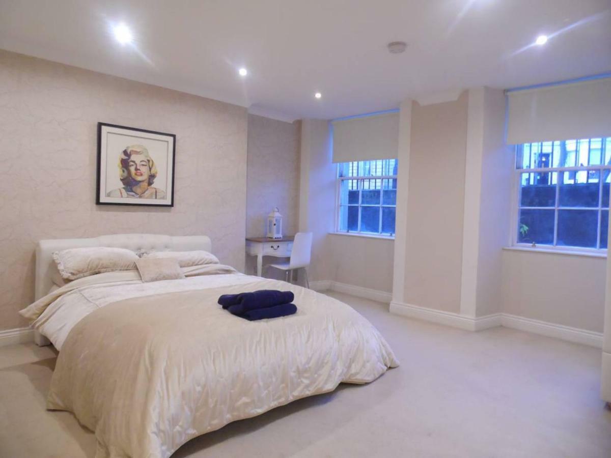 West End -Stunning, 2 Bedroom, Main Door Flat With Private Parking 글라스고 외부 사진